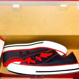 Converse ‘Double Tongue’ (Gray/Orange Animal Print), Youth Size 2: $30